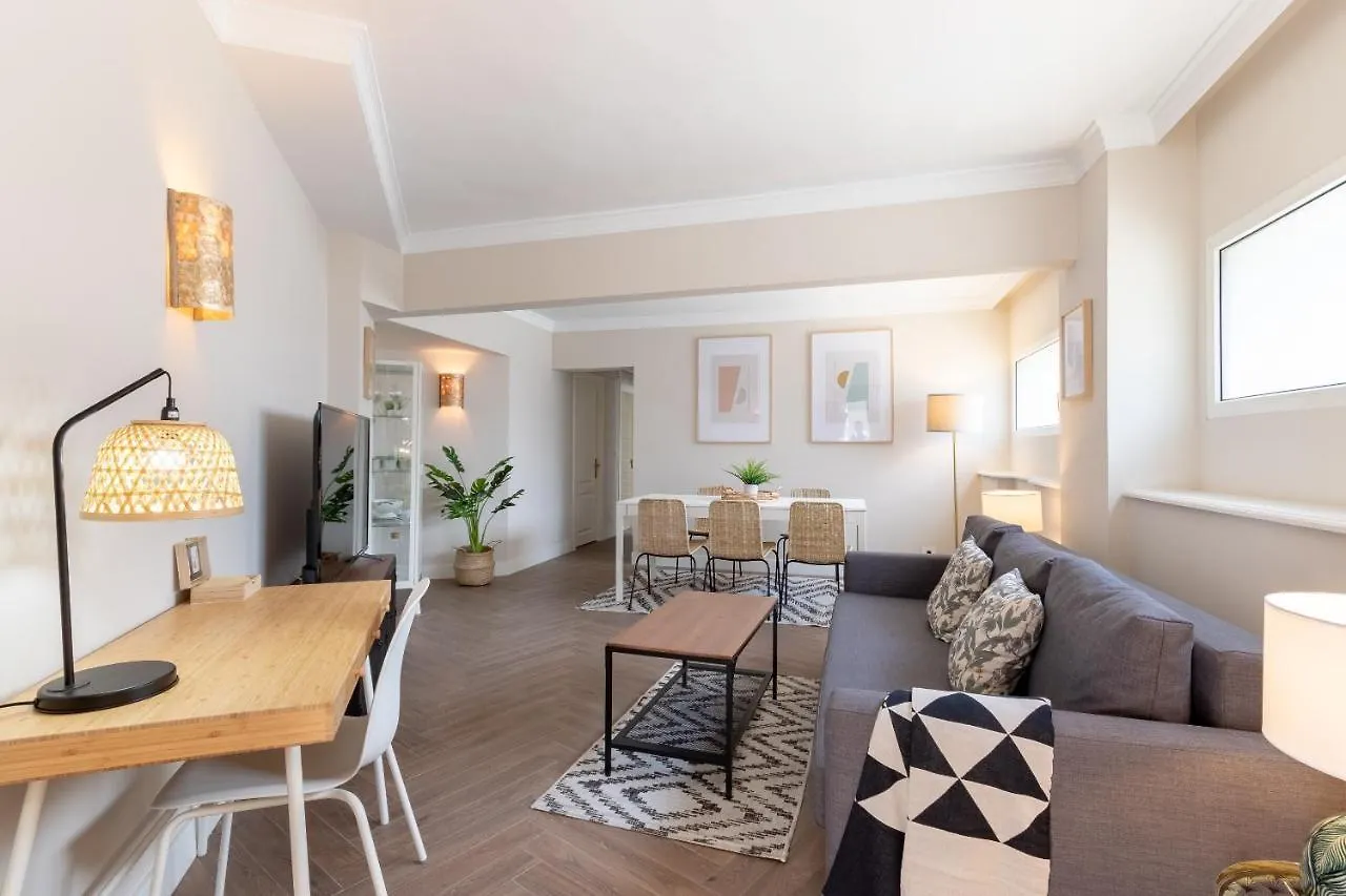 Apt In Neguri, 5 Min From The Beach & Metro Getxo Apartment
