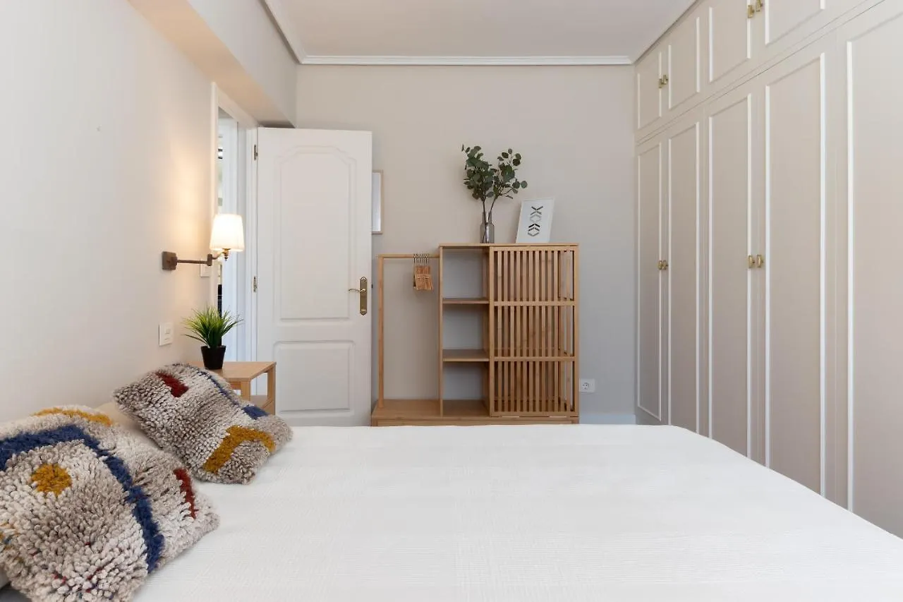 Apt In Neguri, 5 Min From The Beach & Metro Getxo 0*,