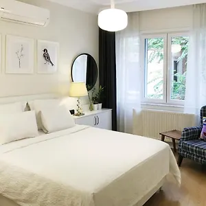 my-fabulous-home-in-taksim.istanbul-turkeyhotels.com/
