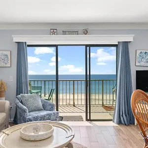 the-summit-502.panamacity-beachhotels.com/